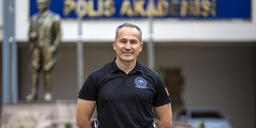 'Savaş Muhabirliği Eğitimi Nitelikli Gazeteciler Yetiştiriyor'