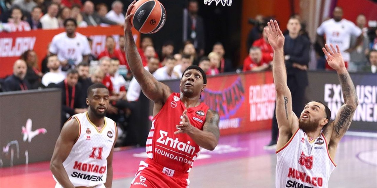 Olympiakos Finale Yükseldi