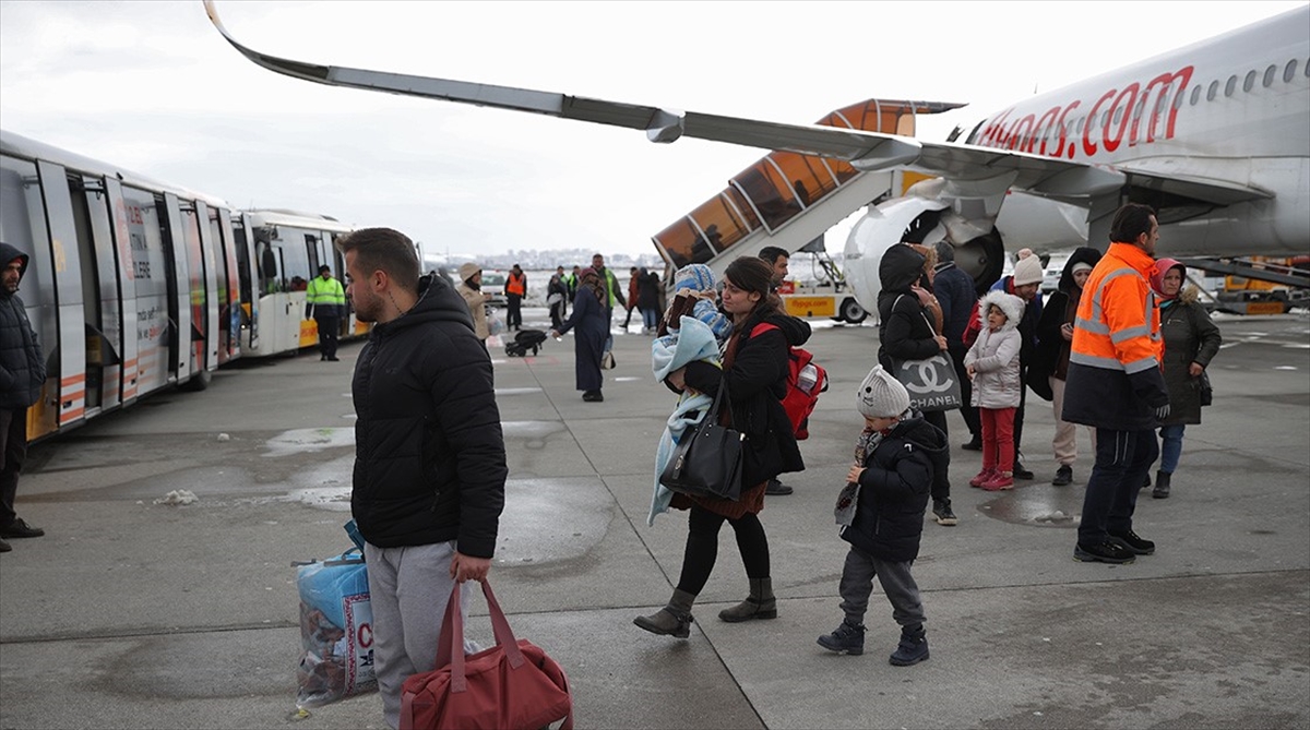 Afetzedelerin Tahliye Ve Geri Dönüş İşlemleri Kesintisiz Yürütülüyor
