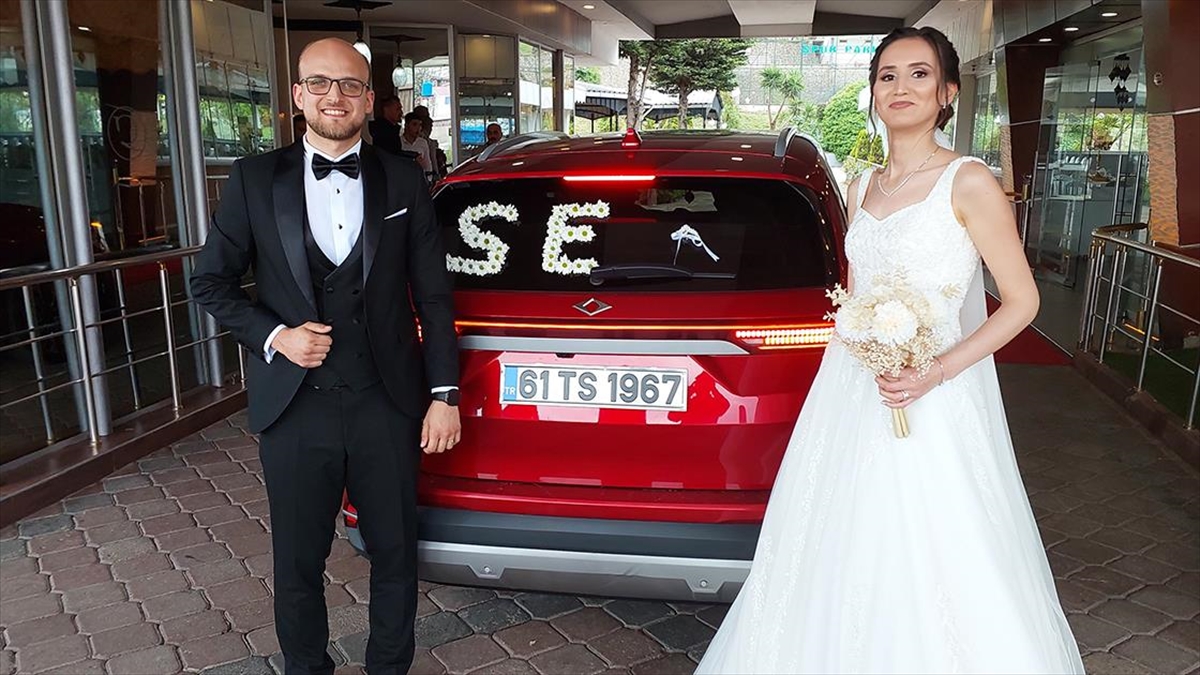 Bakan Karaismailoğlu'nun Makam Otomobili Togg, Gelin Arabası Oldu