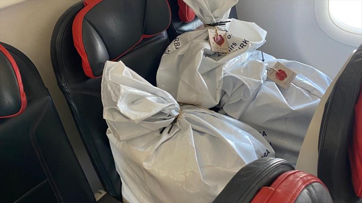 Polonya Ve Estonya'dan Oy Pusulaları Diplomatik Kuryelerle Türkiye'ye Gönderildi