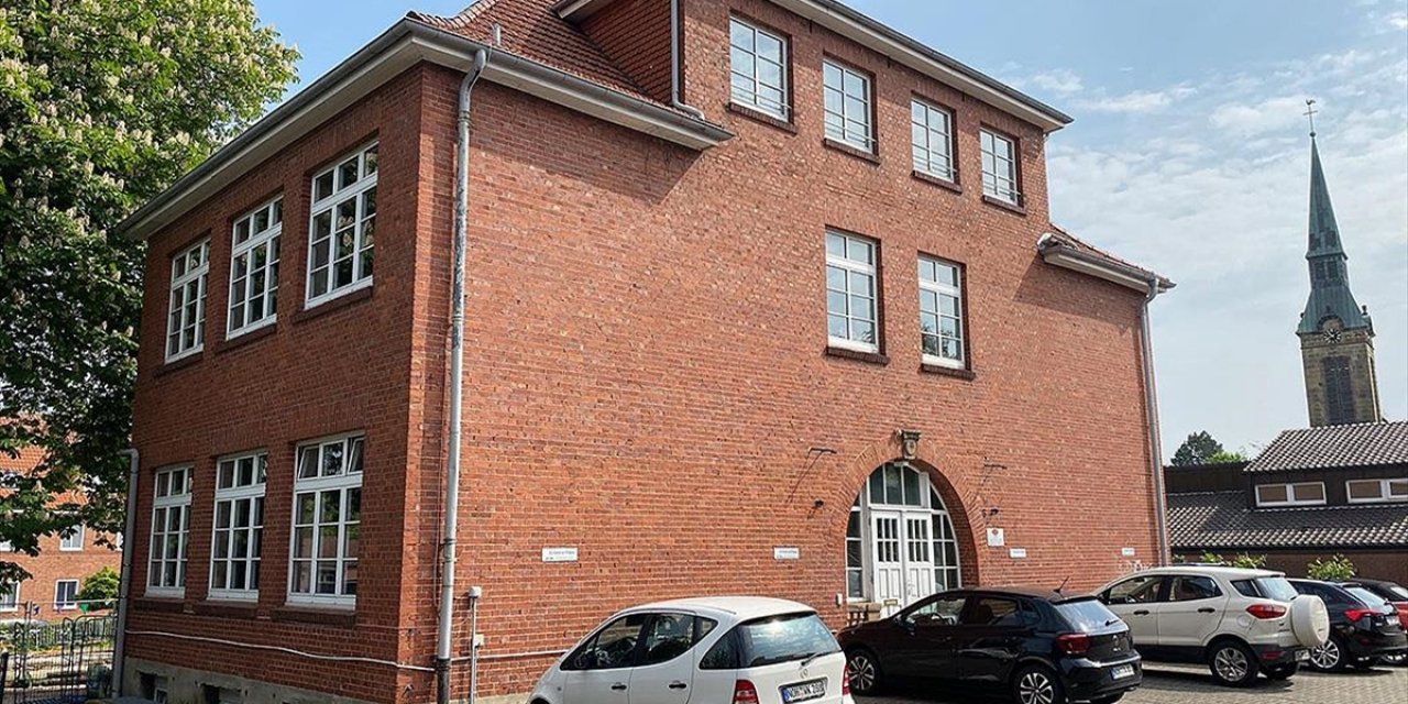 Almanya'daki Müslümanlar, Aydınlatılmasını İstiyor