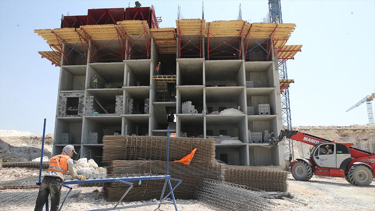 Şanlıurfa'daki Deprem Konutlarının Teslimine Kasımda Başlanacak