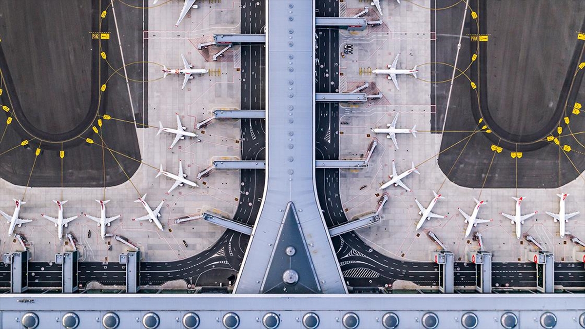 Türkiye'de Yerli Hava Yollarının Taşıdığı Yolcu Sayısı 2000'den Bu Yana 8 Kat Arttı