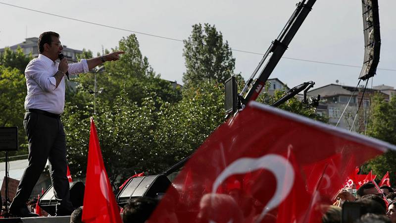 İmamoğlu: Çık milletten özür dile!