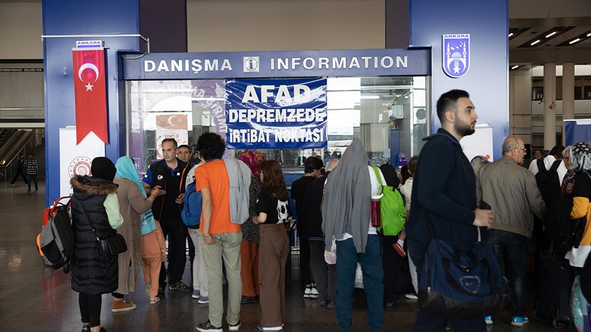 Ankara Otobüs Terminalinde Seçim Hareketliliği