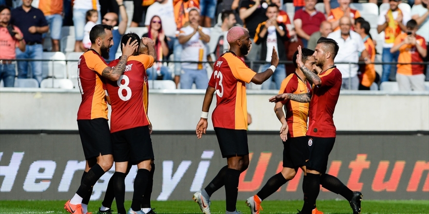 Galatasaray, Fiorentina İle Hazırlık Maçı Yapacak