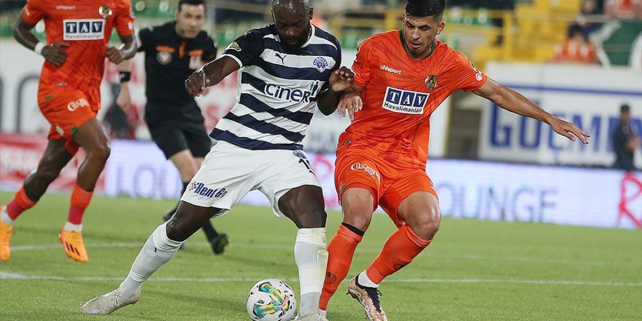 Kasımpaşa 3 Puanı 3 Golle Aldı