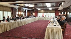 Akşener, partisinin 28. Dönem milletvekilleriyle görüştü