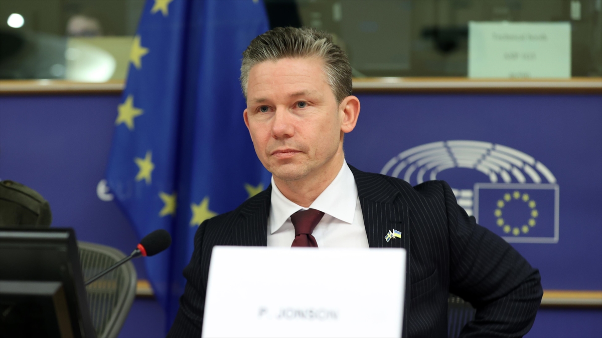 İsveç Savunma Bakanı Jonson, En Büyük Önceliklerinin Nato'ya Tam Üyelik Olduğunu Söyledi