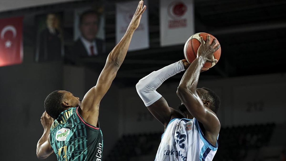 Pınar Karşıyaka, Play-off Yarı Final Üçüncü Maçında Yarın Türk Telekom'u Ağırlayacak