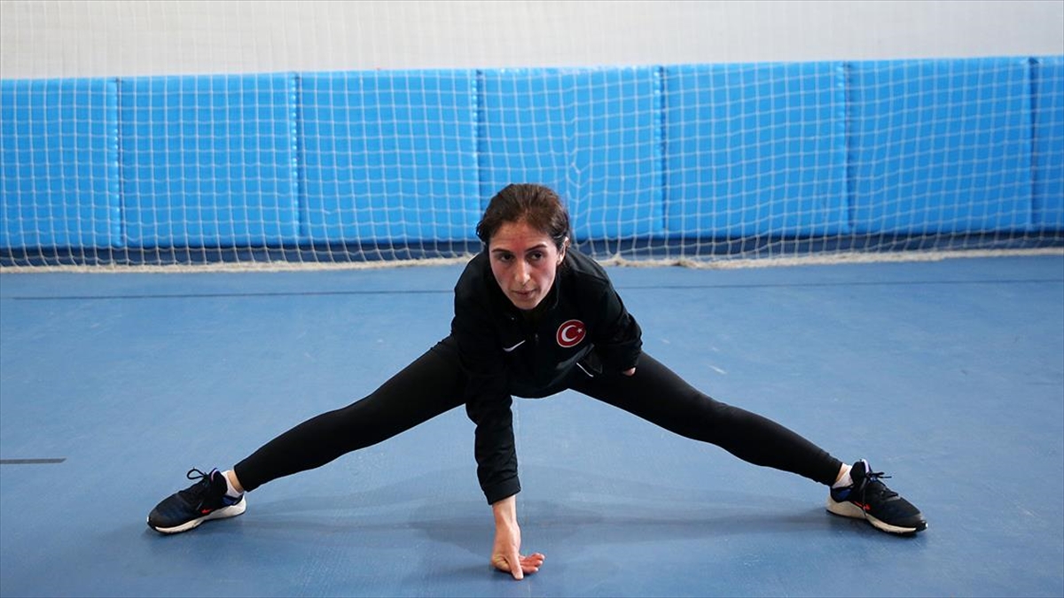 Milli Para Tekvandocu Nurcihan Ekinci, Meksika'dan Dünya Şampiyonluğuyla Dönmek İstiyor