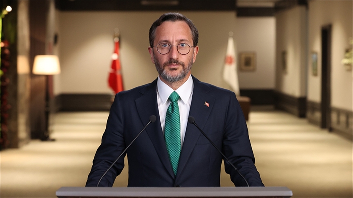 Prof. Dr. Fahrettin Altun, Cumhurbaşkanlığı İletişim Başkanlığı'na Yeniden Atandı