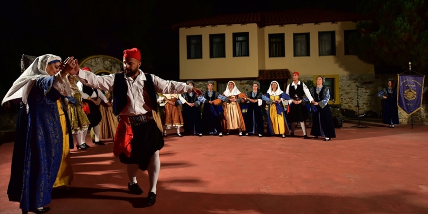 Yunanistan'da 'Kapadokya'nın Geleneklerini' Yaşatıyorlar