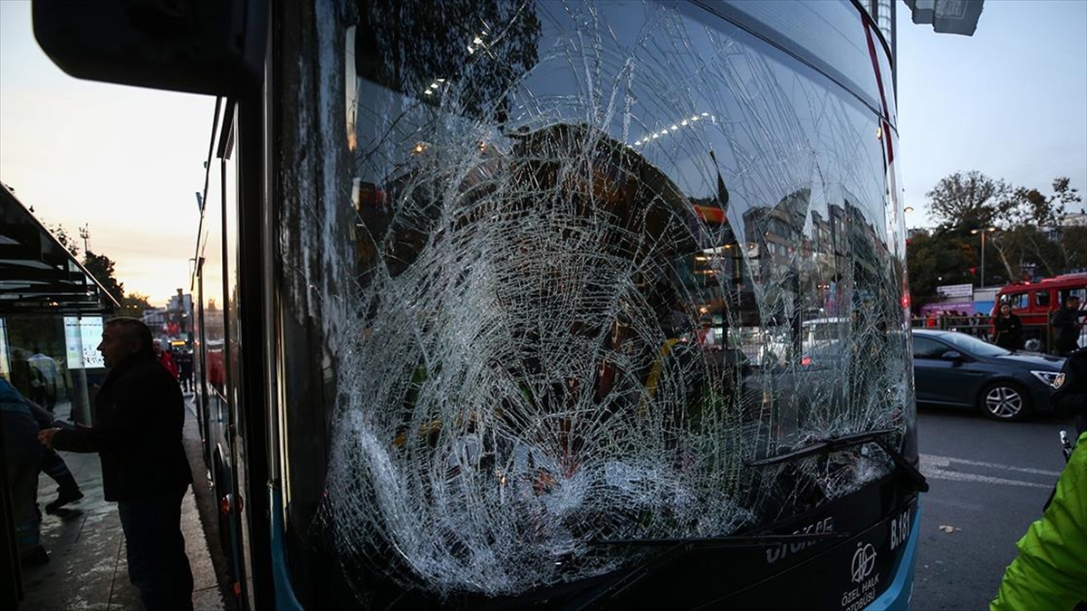 Yargıtay, Cep Telefonu Kullandığı Sırada Ölüme Neden Olan Otobüs Şoförünün Cezasını Az Buldu