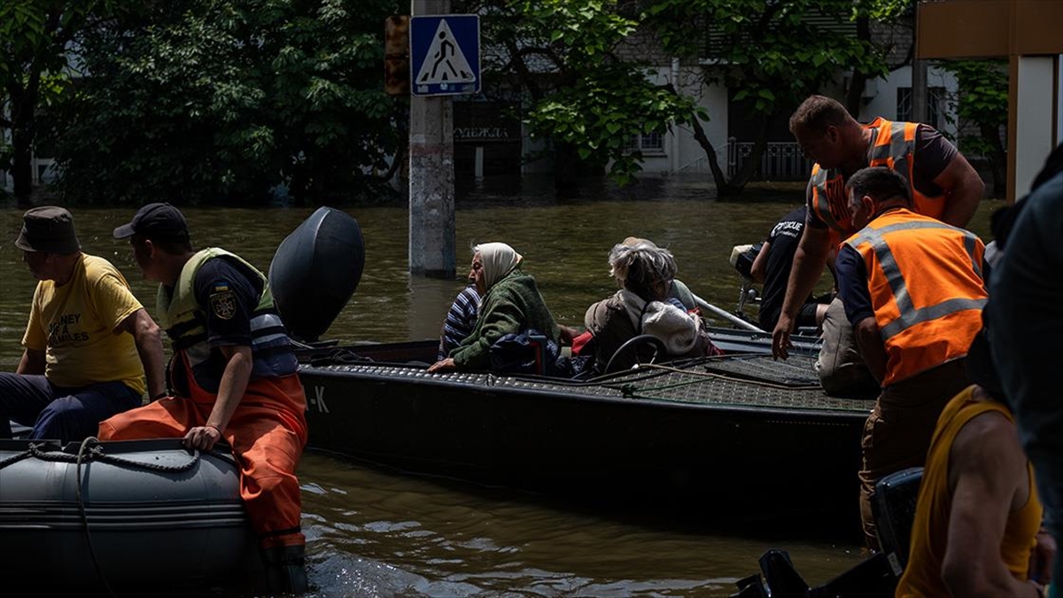 Bm: Kahovka Barajı'nın Yıkılmasından Etkilenenlerin Sayısı 40 Bine Yükselebilir