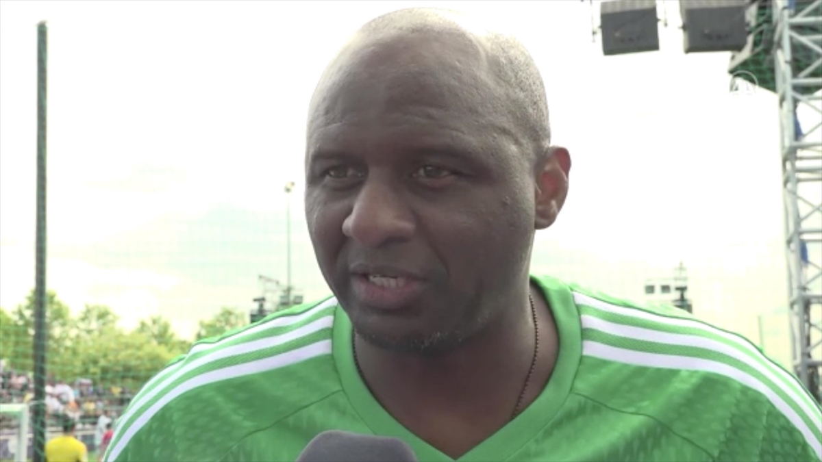 Patrick Vieira: Hakan Çalhanoğlu Ve İlkay Gündoğan Özel Yeteneklere Sahip Kilit Oyuncular