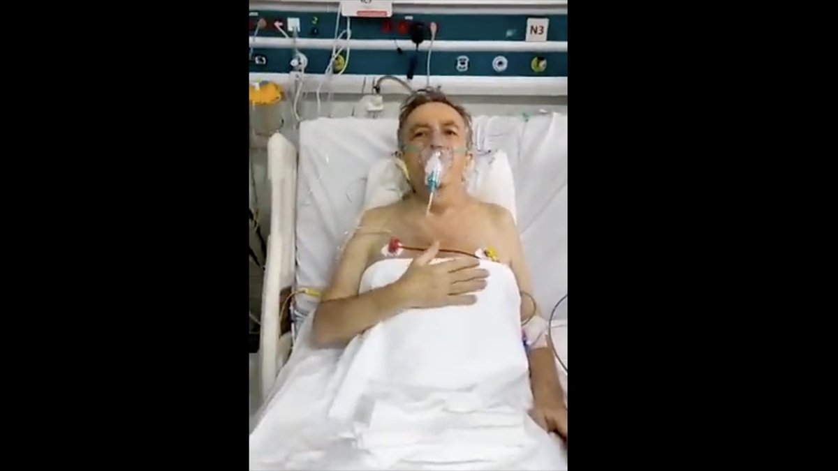 Bakan Koca, Türkiye'de Akciğer Nakli Yapılan En Yaşlı Hastanın Durumunun İyi Olduğunu Açıkladı