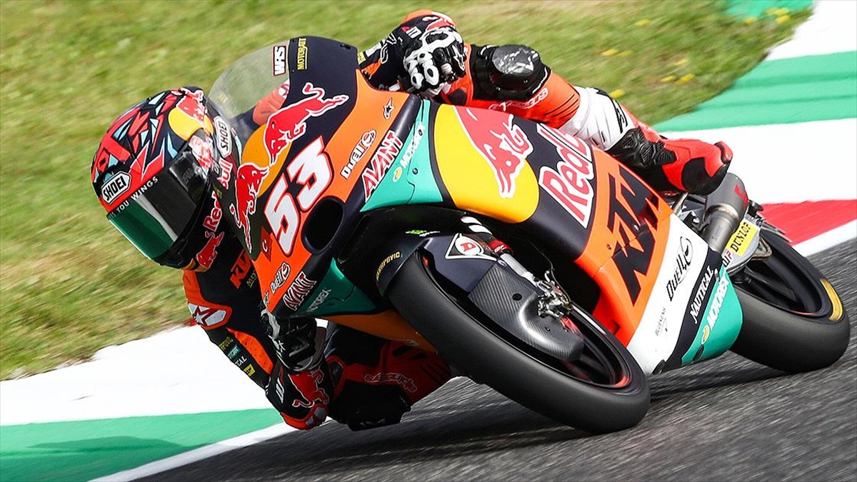 Milli Motosikletçi Deniz Öncü, İtalya'da 0.051 Saniyelik Farkla Birinciliği Kaçırdı