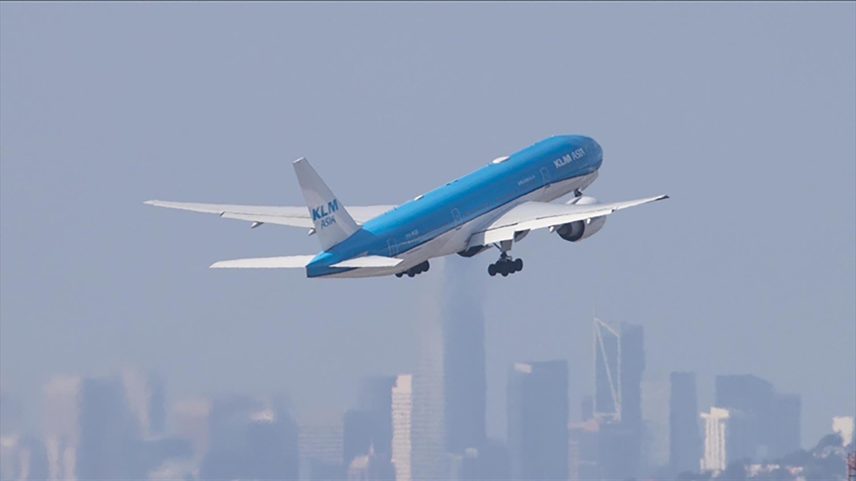 Hava Yolunda Mesafeler Kısaldıkça Kişi Başına Düşen Karbon Emisyonu Artıyor