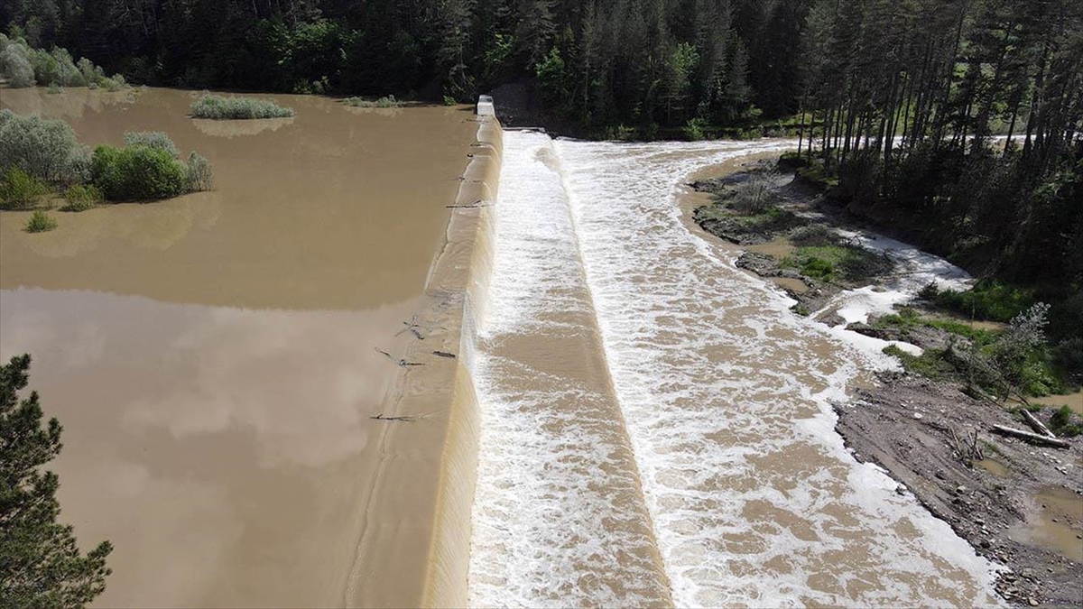 Devrekani Çayı'na Yapılan "biriktirme Barajı" Azdavay'ı Felaketten Kurtardı