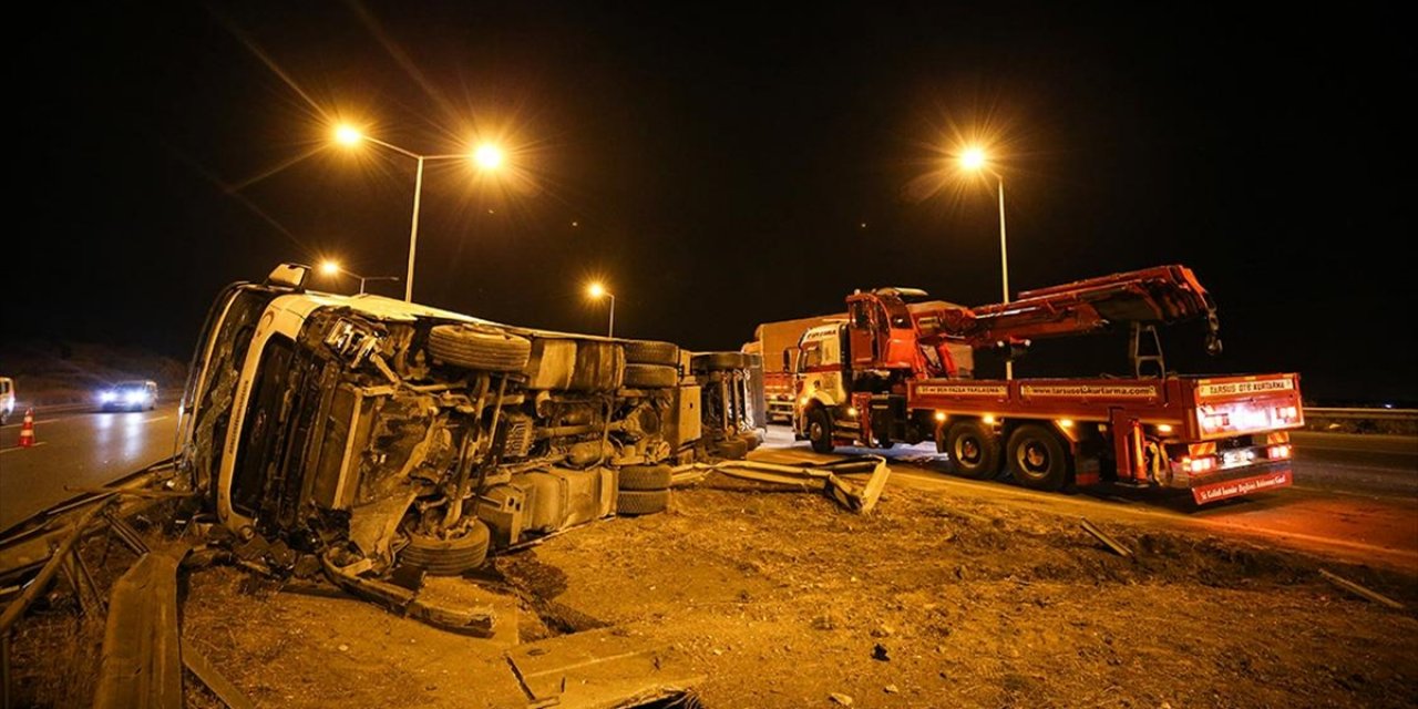 Tag Otoyolunda Trafik Kazası! 9 Araç...