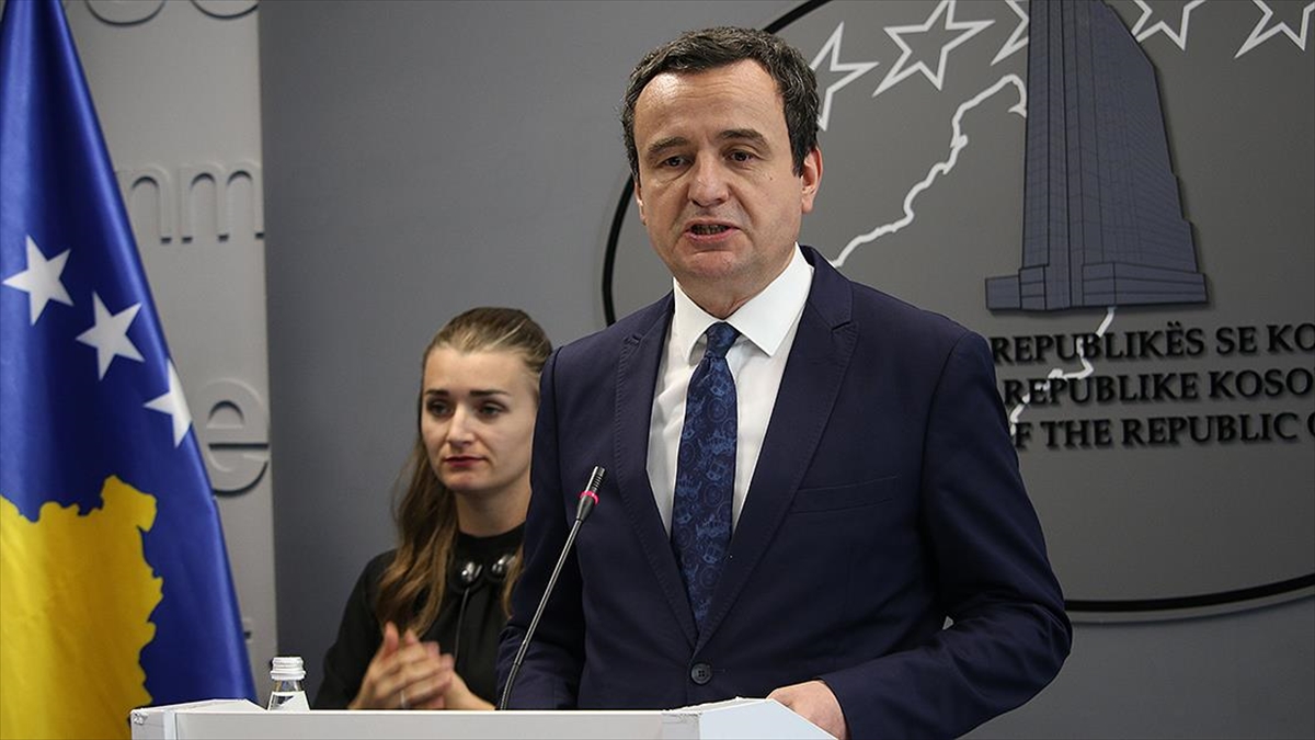Kosova Başbakanı Kurti, Ülkenin Kuzeyindeki Gerilimi Düşürme Planını Açıkladı