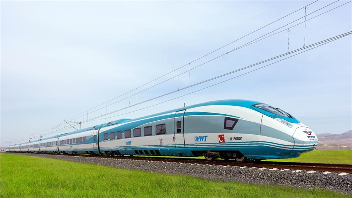 Kurban Bayramı Ve Yaz Tatili Öncesinde Trenlerde Kapasite Artırıldı