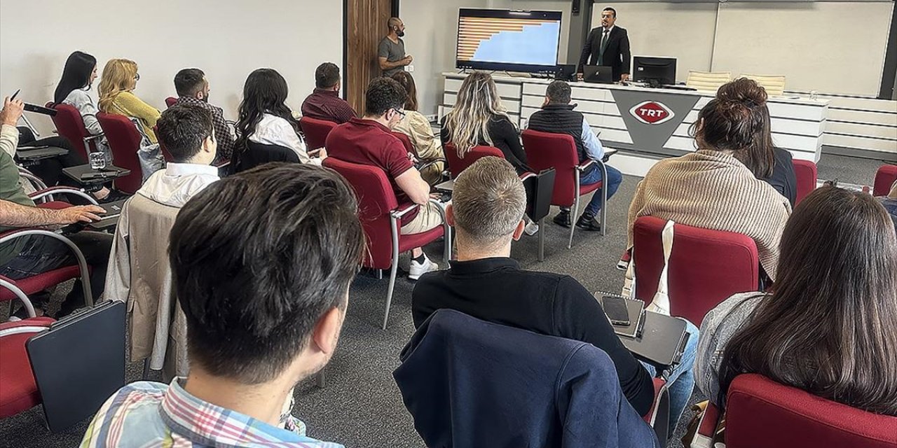 Tika Ve Trt'den Balkanlar'dan 24 Gazeteciye "Yeni Medya Habercilik Eğitimi"