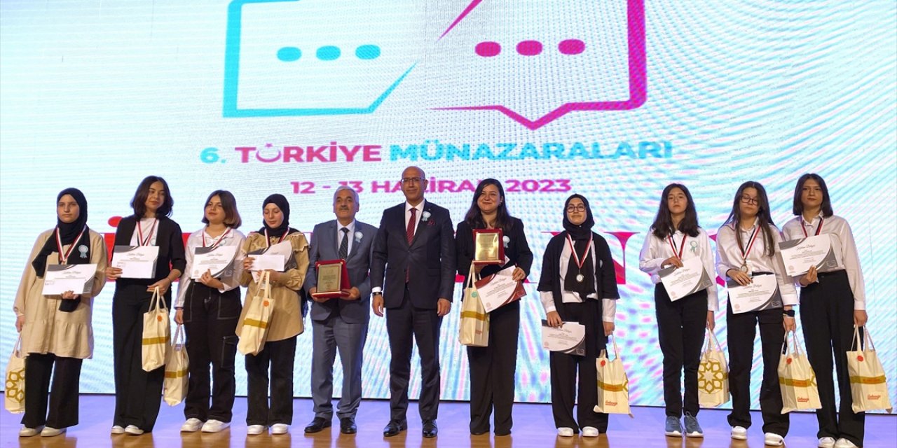 "Türkiye Münazaraları"nın Ödül Töreni Yapıldı