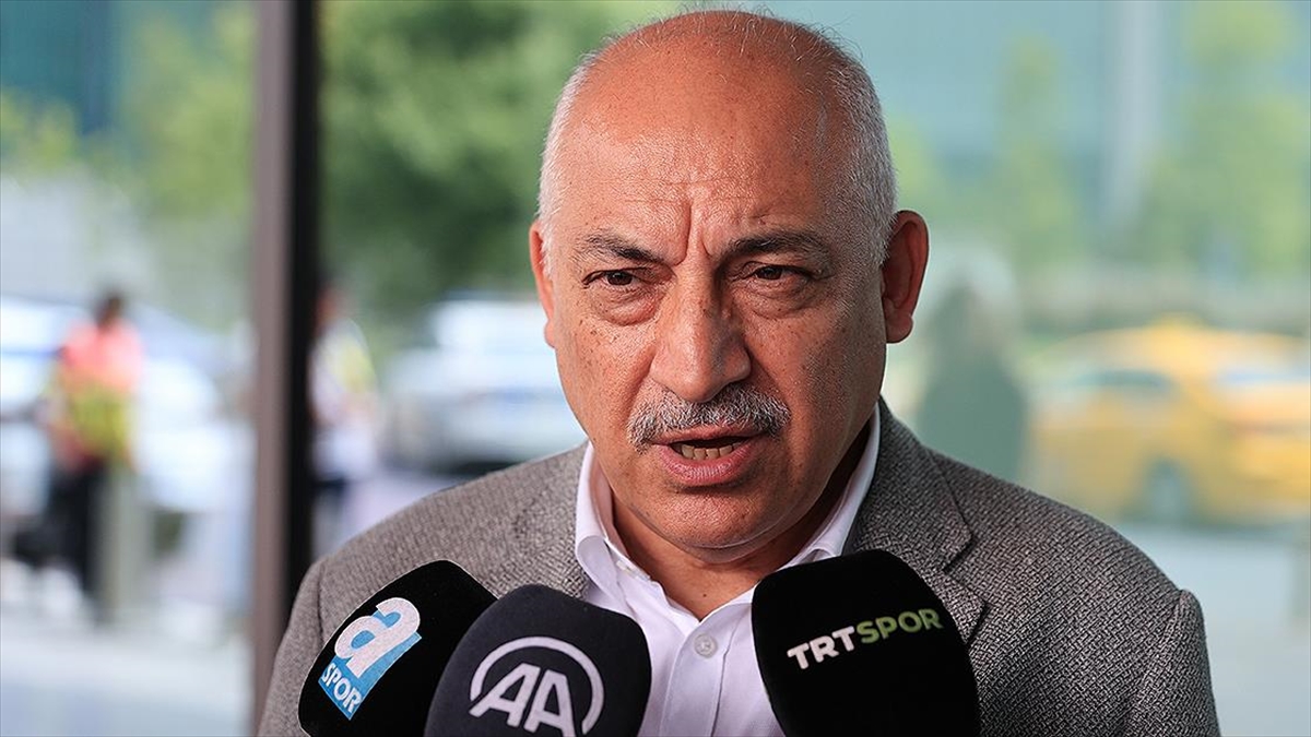 Büyükekşi, Letonya Ve Galler Maçlarını Değerlendirdi