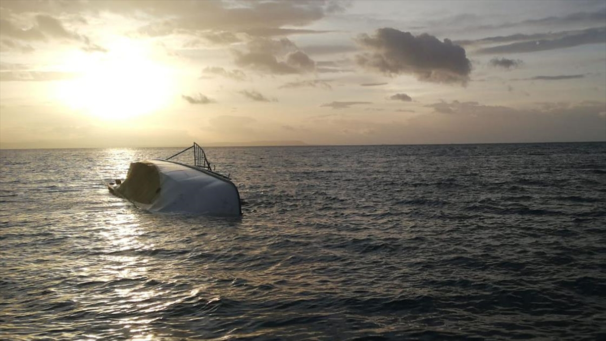 Nijerya'da Batan Teknede Ölü Sayısı 103'e Çıktı
