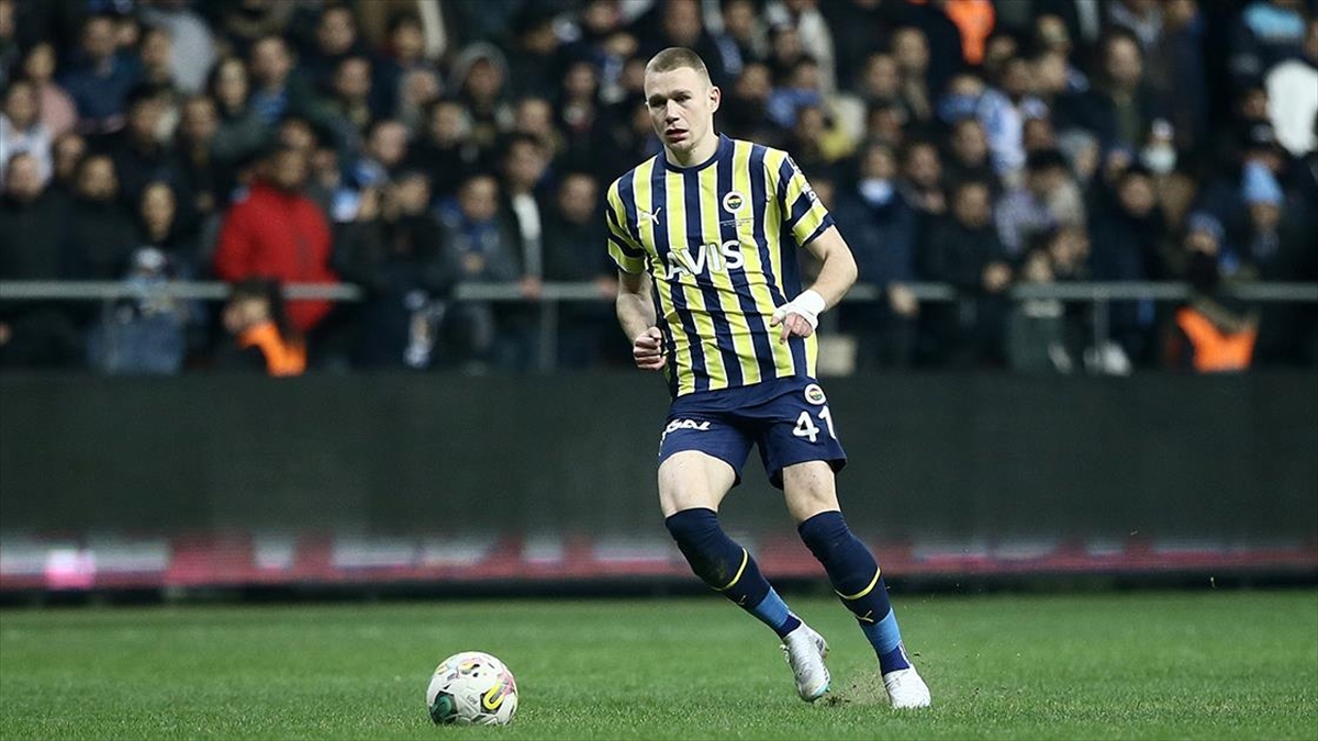 Fenerbahçe'nin Vazgeçilmezi Szalai