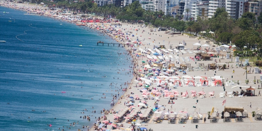 'Türkiye Turizmde Tarihi Rekora Koşuyor'