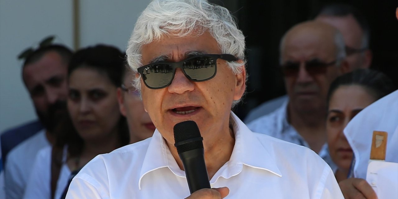 Alanya'da Doktorun, Eşi Tarafından Öldürülmesi Protesto Edildi