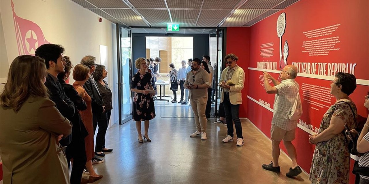 "Cumhuriyetin İlk Yılı" Sergisi Yapı Kredi Kültür Sanat'ta Yarın Açılacak