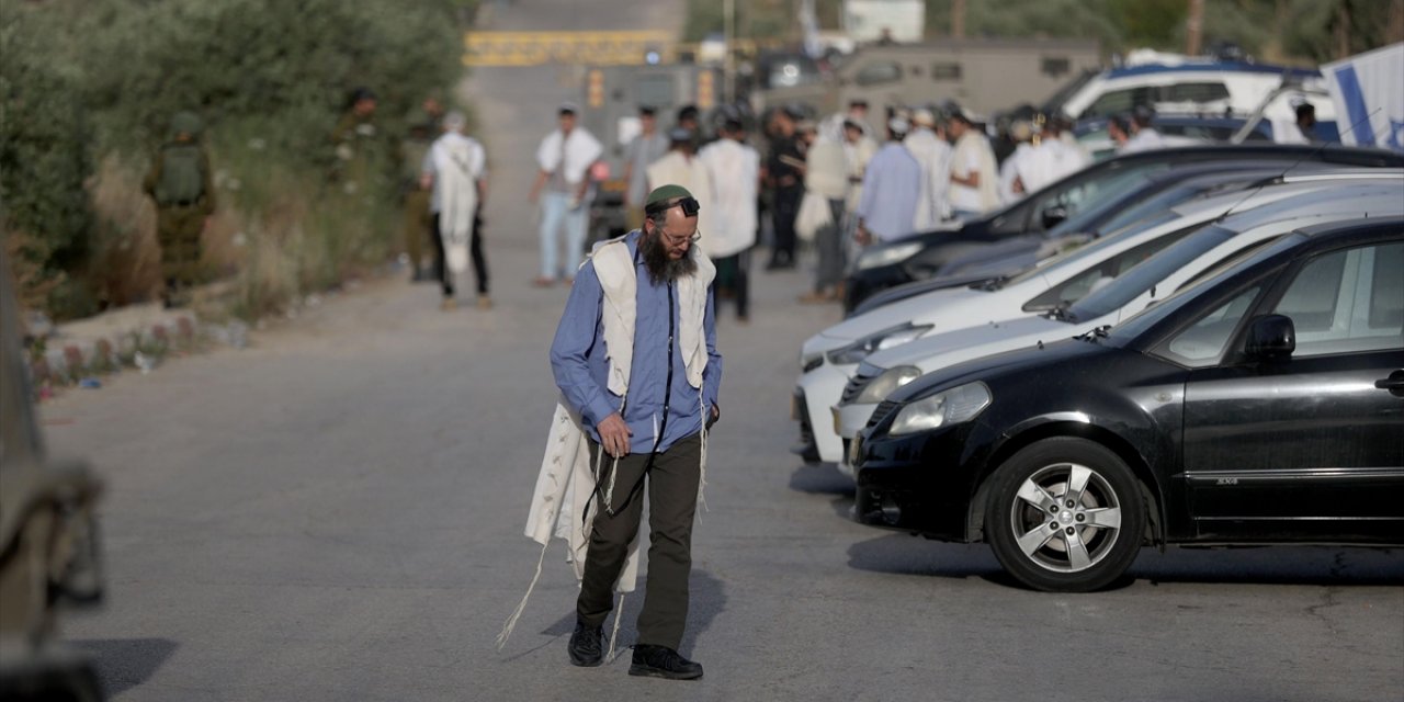 İsrail'in Batı Şeria'da İşgal Ettiği Toprakların Yarısı Yahudi Yerleşimciler Tarafından Kullanıyor
