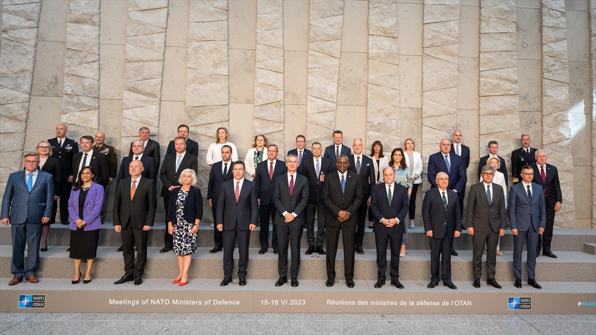 Bakan Güler, Nato Savunma Bakanları Toplantısı'nın İkinci Gün Oturumlarına Katıldı