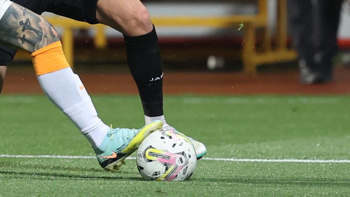 Süper Lig'de 2022-2023 Sezonunda Takımların Yaş Ortalaması 27,51 Oldu