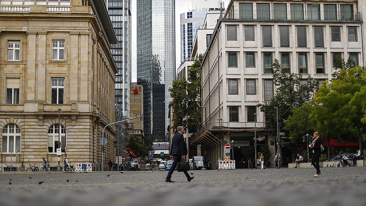 Avrupalı Şirketlerde İşten Çıkarmalar Karamsar Ekonomik Görünümle Artıyor