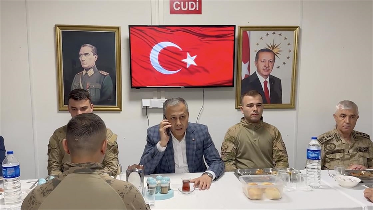 Erdoğan, Cudi Dağı'ndaki Jandarmalara Seslendi