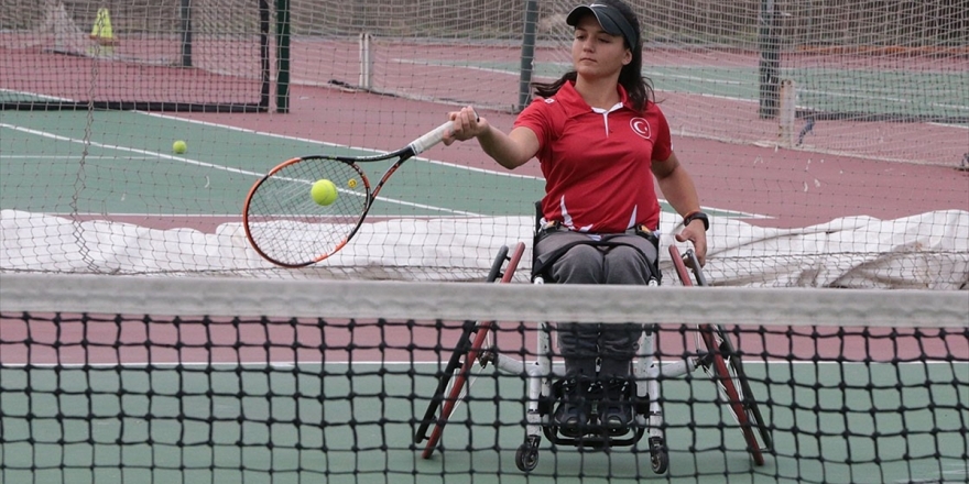 Büşra Ün İtalya'da Şampiyon Oldu