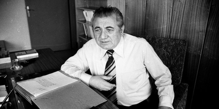 Halk Şiirinin Usta Kalemi Cahit Külebi