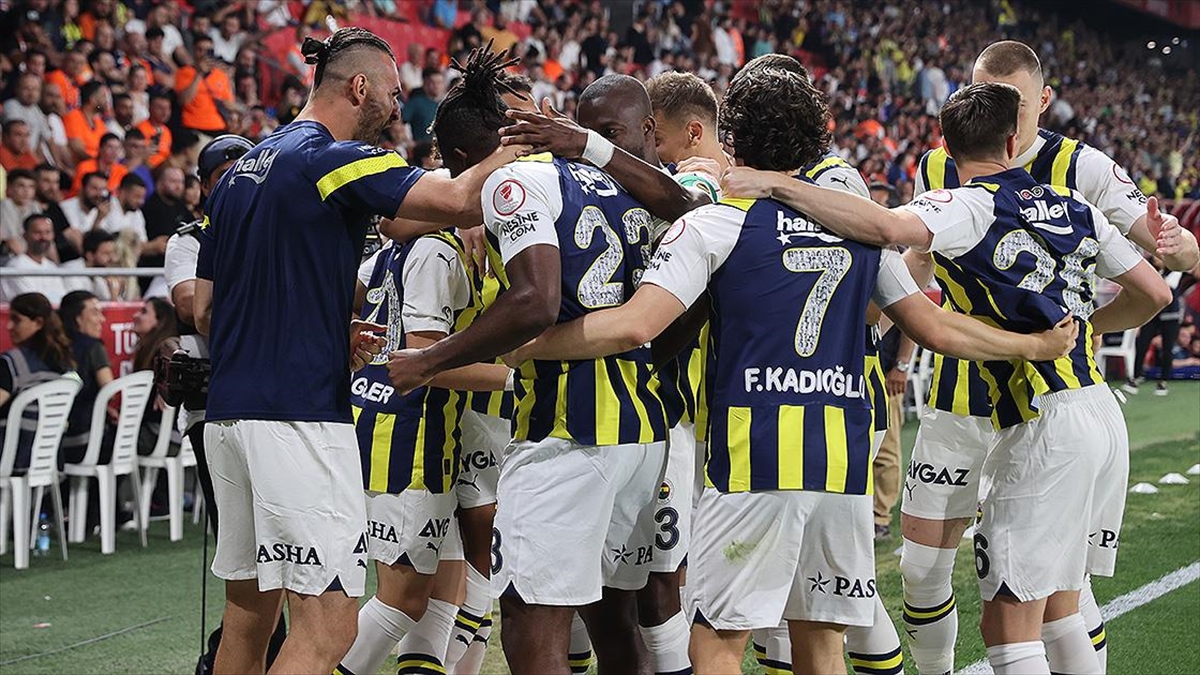 Fenerbahçe, Uefa Avrupa Konferans Ligi'nde La Fiorita-zimbru Eşleşmesinin Galibiyle Karşılaşacak