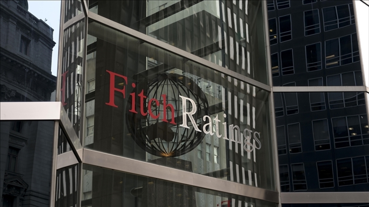 Fitch, 2023 Küresel Büyüme Tahminini Yükseltti