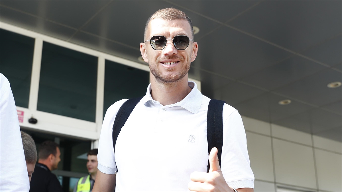 Fenerbahçe, Edin Dzeko Transferini Kap'a Bildirdi