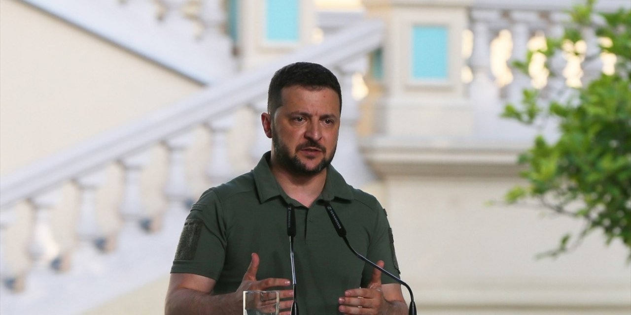 Zelenskiy: Rusya, Zaporijya Nükleer Santrali'ne Terör Saldırısı Planlıyor