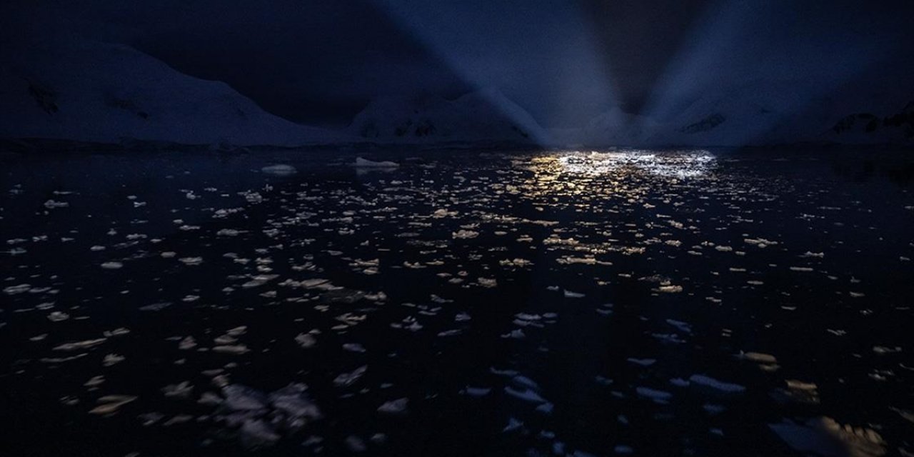 Uzmanlara Göre Okyanusları Keşfetmek Ayı Keşfetmekten Daha Zor