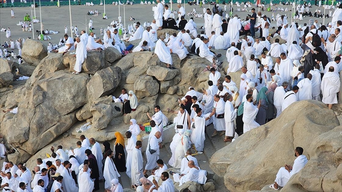 Hacı Adaylarının Arafat Yolculuğu Yarın Başlıyor