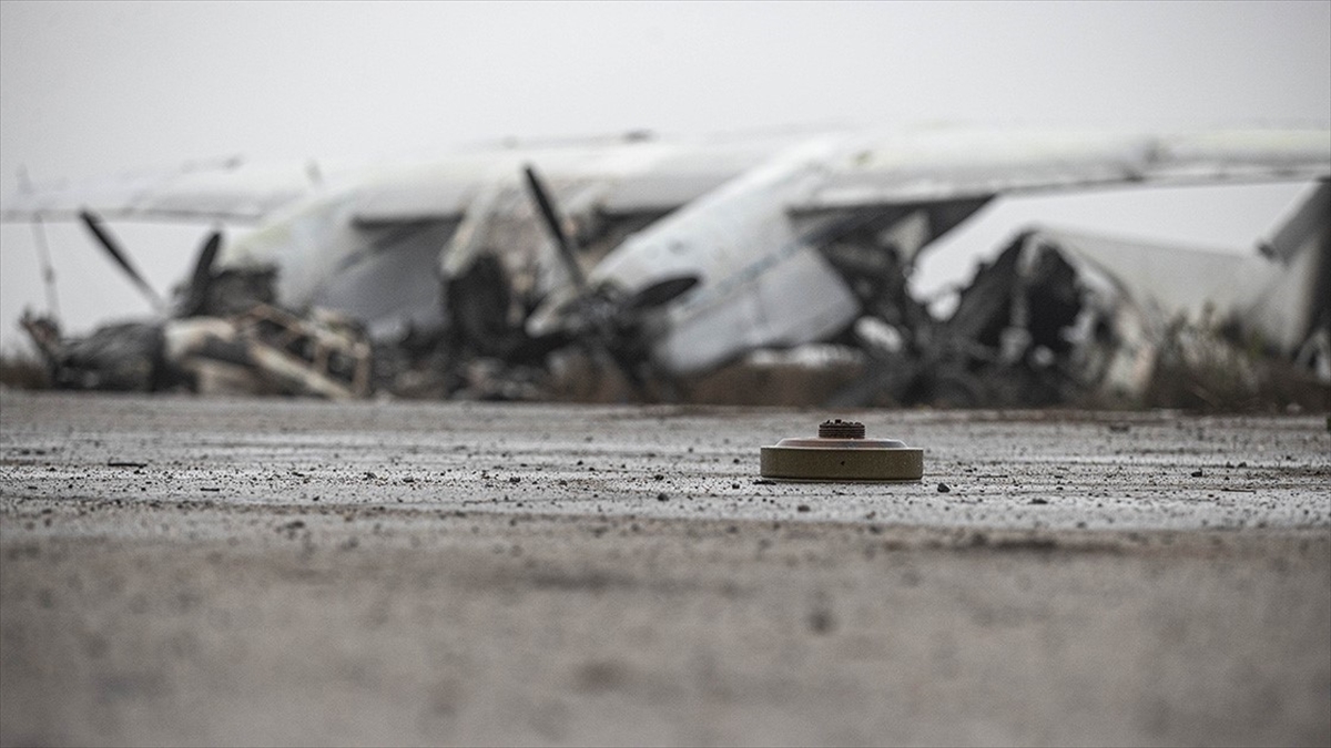 Rusya: Ukrayna'da Topçu Mühimmat Depolarını Vurduk